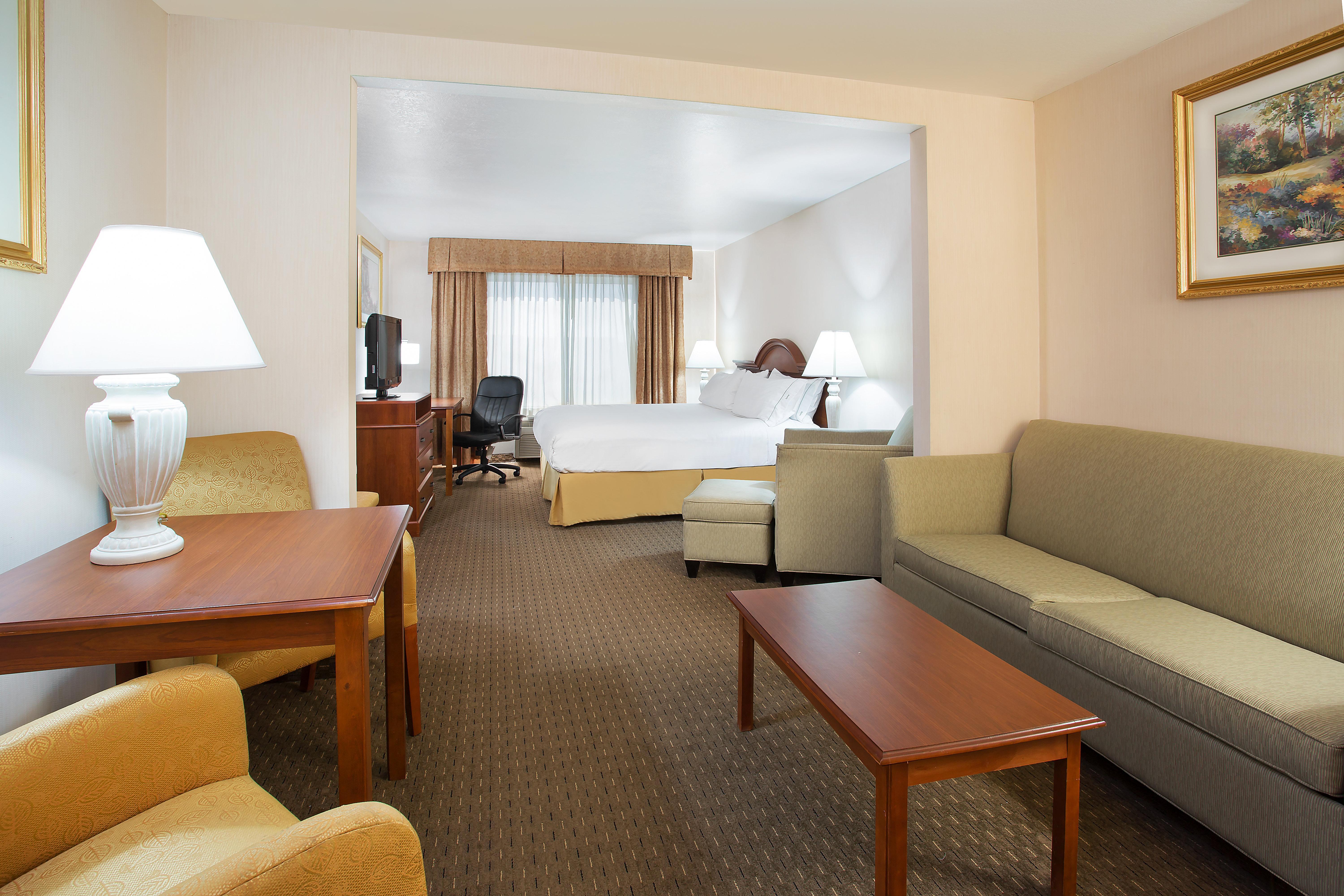 Holiday Inn Express Hotel & Suites Marion By Ihg Eksteriør bilde