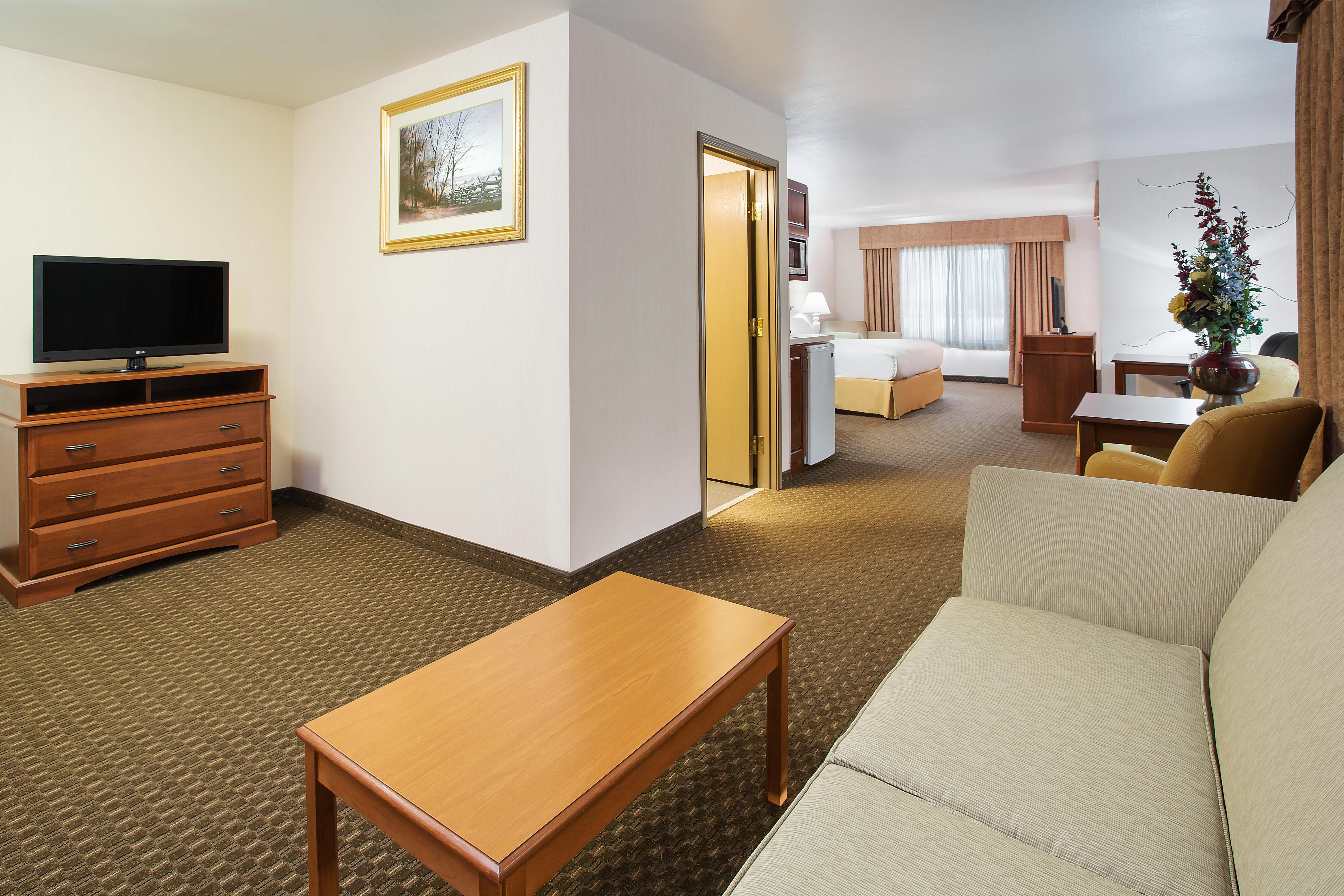 Holiday Inn Express Hotel & Suites Marion By Ihg Eksteriør bilde