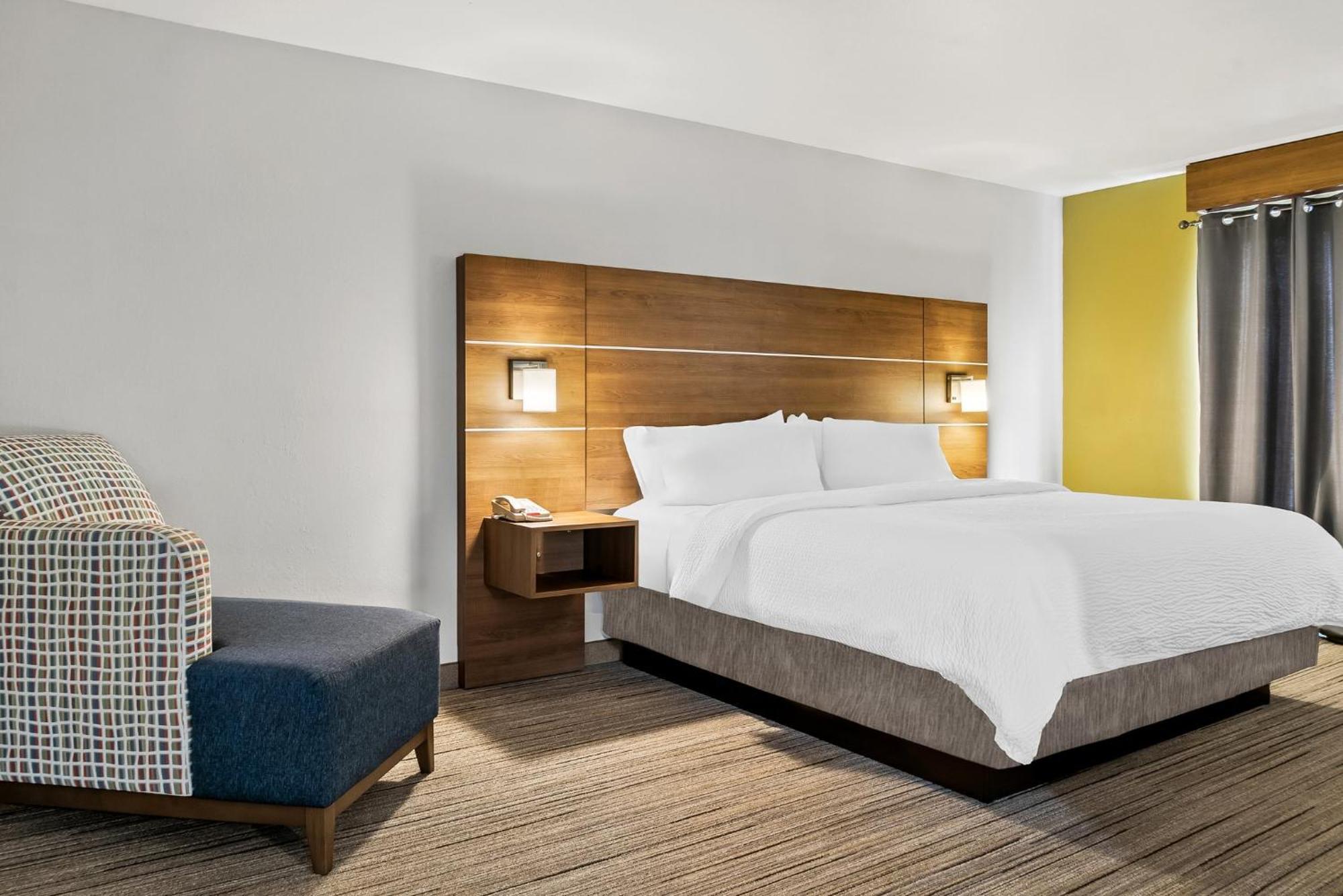 Holiday Inn Express Hotel & Suites Marion By Ihg Eksteriør bilde