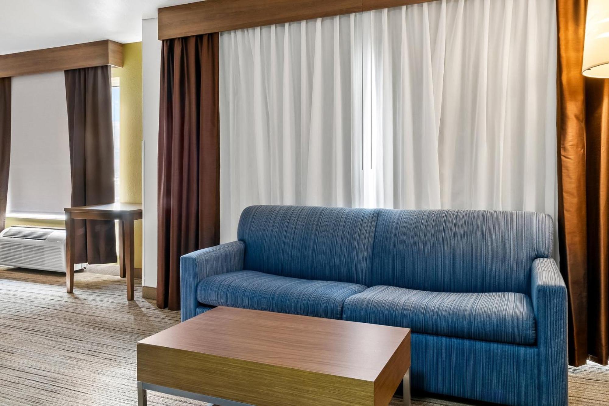 Holiday Inn Express Hotel & Suites Marion By Ihg Eksteriør bilde