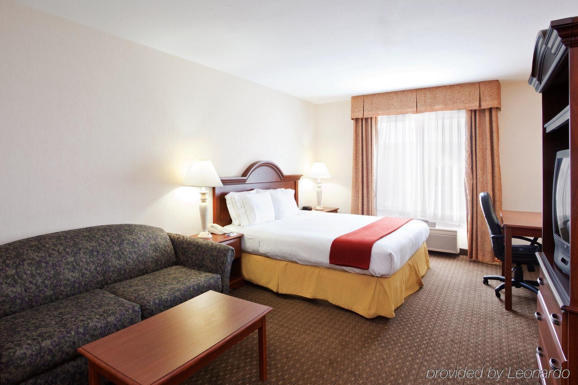 Holiday Inn Express Hotel & Suites Marion By Ihg Rom bilde